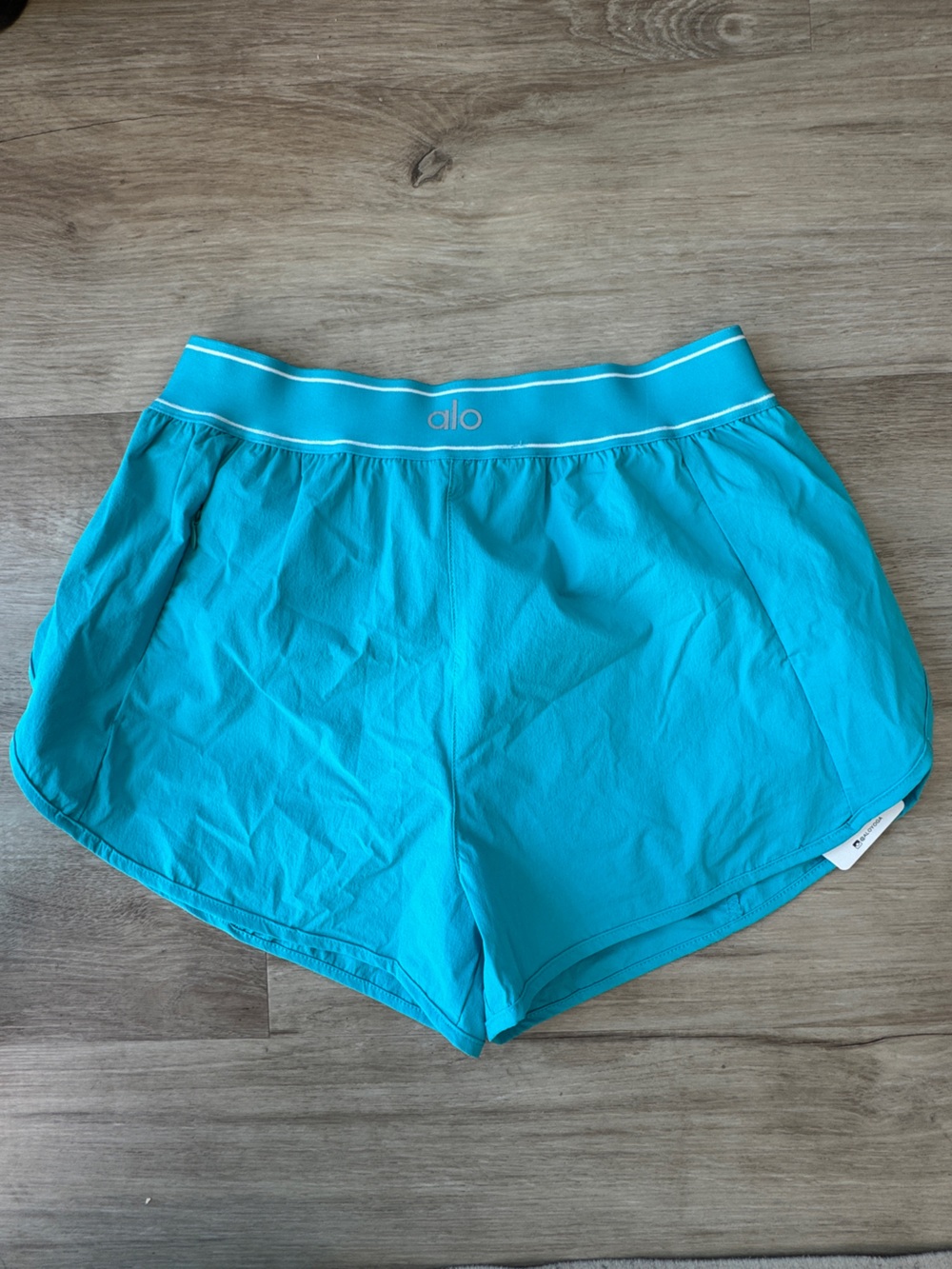 Alo Yoga Match Point Shorts in Teal Sz 4 (medium) NWT